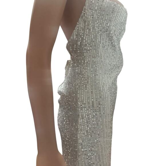 Lulus Famous Behavior Silver Sequin sexy Cowl Neck Mini Dress. SizeM - Picture 5 of 7